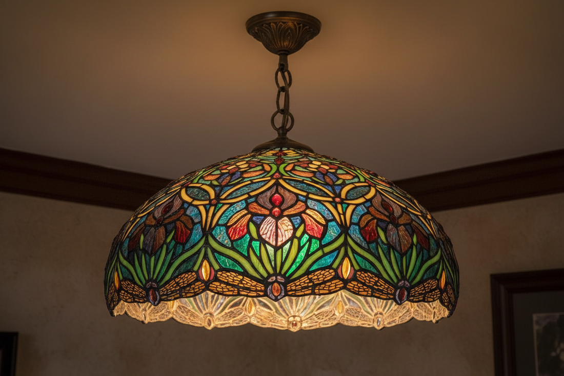 Tiffany Hanglamp – Iconisch Glas, Innovatie en Waarde