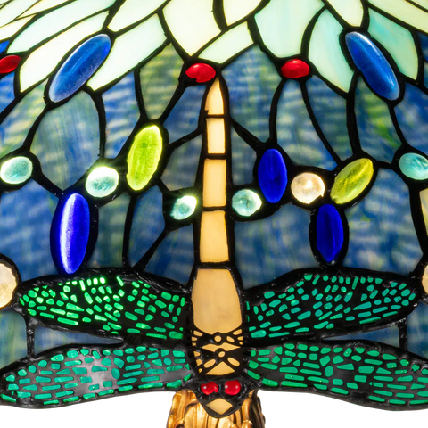 Detail Tiffany vloerlamp libellen van glas in lood in blauw-, groen- en roodtinten