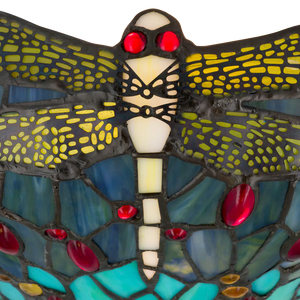 Detail Tiffany wandlamp libellen van glas in lood in blauw-, groen- en roodtinten