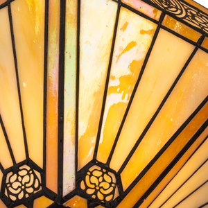Tiffany wandlamp – Geometrisch patroon & warme gloed – B 29,5 × H 16,5 cm (Art. 7706)