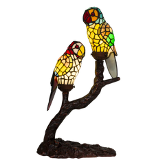 Tiffany dubbele papegaaienlamp op Boomstam – Geel, Rood & Groen – H 55 cm (Art. 8009)