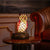 Tiffany uillamp op Boomstam – Crème, Bruin & Rode Ogen – H 26,5 cm (Art. 8050)