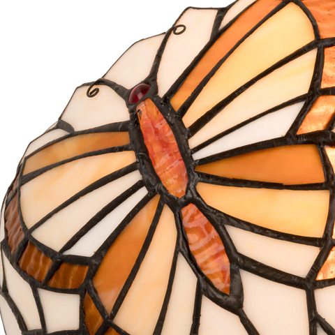 Detail Tiffany wandlamp vlinder van glas in lood in beige,- en bruintinten
