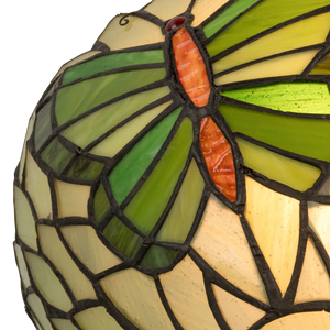 Detail Tiffany wandlamp vlinder van glas in lood in groentinten
